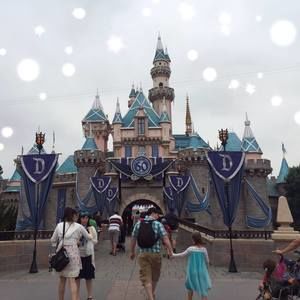 Meet your Posher, Deirdre